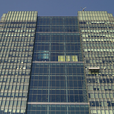 One Churchill Place by Cesar Serrano