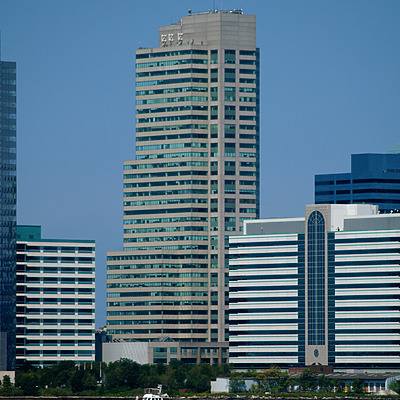 Newport Tower by Cesar Serrano