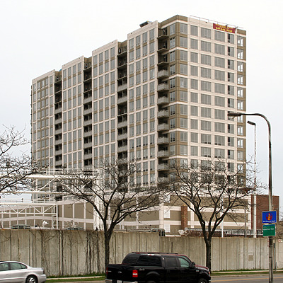 415 Premier Apartments by Daniel Kieckhefer