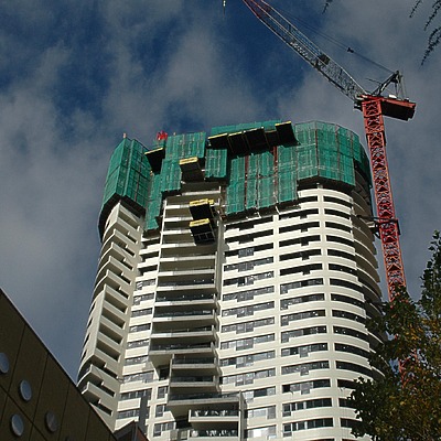 Meriton Tower by John Bek
