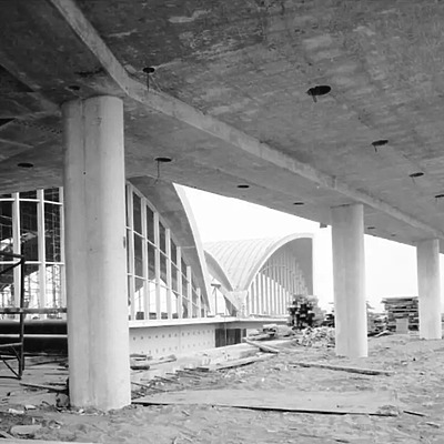 Saint Louis Lambert International Airport Terminal 1 by Unknown