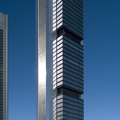 Torre Caja Madrid by Cesar Serrano
