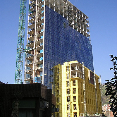 Isozaki Atea I by Mikel Allende