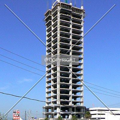 Torre JV III by Luis Ibáñez