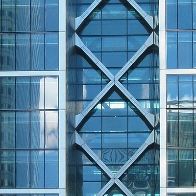 33 Canada Square by Jonathan Smith