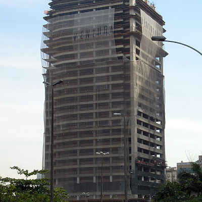Ventura Corporate Towers by Virgilio Grimaldi