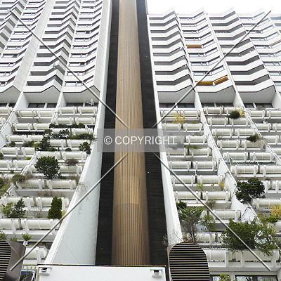Wohnpark Alterlaa - Block B3-B8 by Nephilim