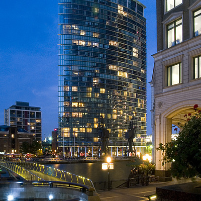 No.1 West India Quay by Cesar Serrano