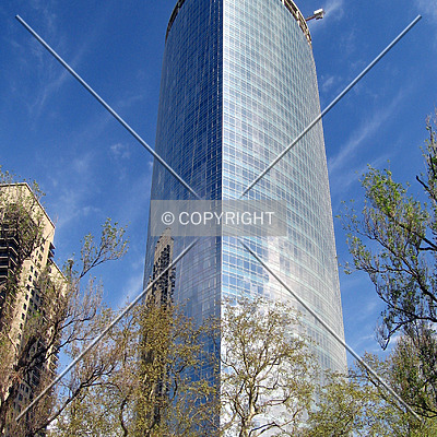 Torre Repsol YPF by Maximiliano Buono