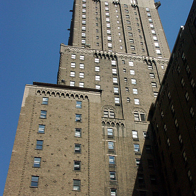 New York Marriott East Side by Nate Lindsey