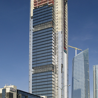 Torre Caja Madrid by Cesar Serrano