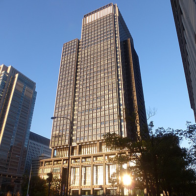 Shin-Marunouchi Building by Marylène Risser