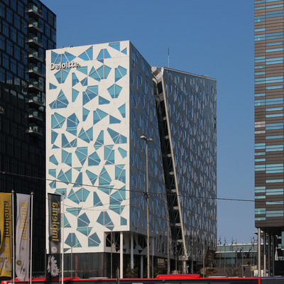 Deloitte-huset by Kjetil Balog
