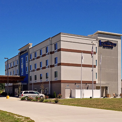 Lexington Inn & Suites - Effingham by Ryan Hildebrand