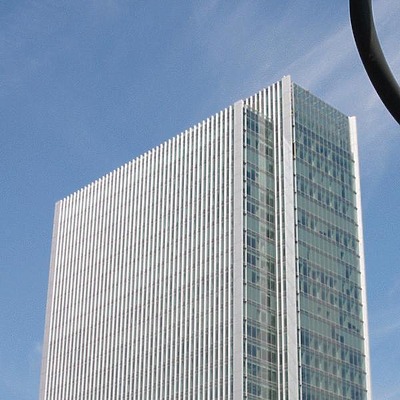 10 Upper Bank Street by Jonathan Smith