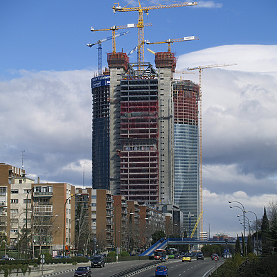 Torre Caja Madrid by Cesar Serrano