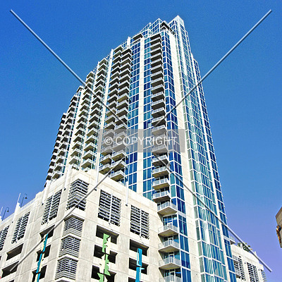 Element by Jorge Molina