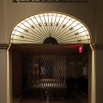 Sheraton New Orleans by Ryan Hildebrand