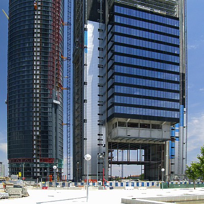 Torre Caja Madrid by Cesar Serrano
