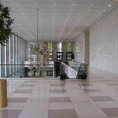 Aon Center by Daniel Kieckhefer