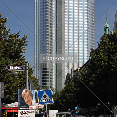 Bankgebäude BfG by Emmanuel D.