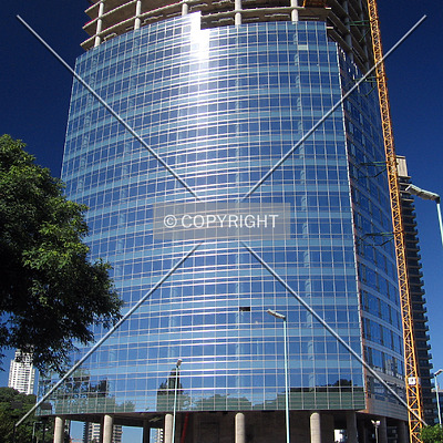 Torre Repsol YPF by Maximiliano Buono
