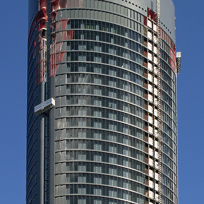 Torre Sacyr Vallehermoso by Cesar Serrano