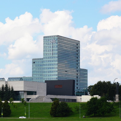 Quadrum Business City East Building by Huopa