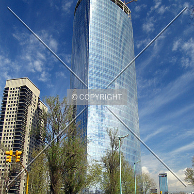 Torre Repsol YPF by Maximiliano Buono