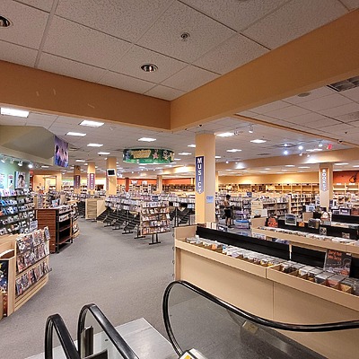 Chesterfield Mall by lostinrabbithole12