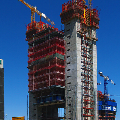Torre Caja Madrid by Cesar Serrano