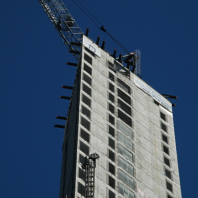 Meriton Tower by John Bek