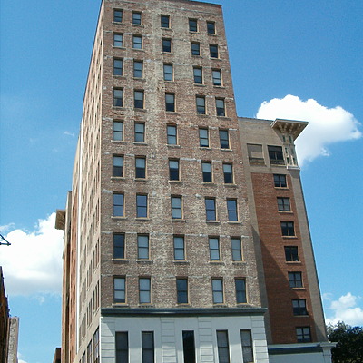 Manger Building by Rodney Gunn