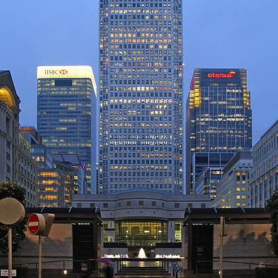 One Canada Square by Cesar Serrano