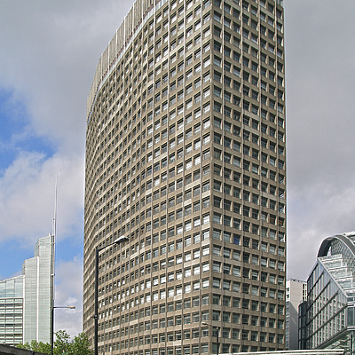 Portland House by Cesar Serrano