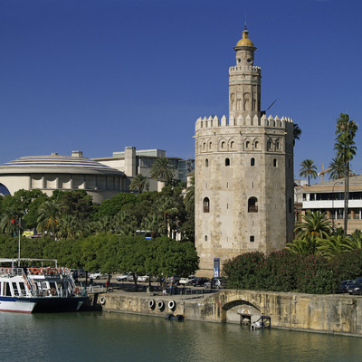 Torre Triana by Cesar Serrano