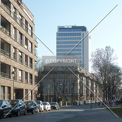 Sparkassen Informatik Hochhaus by Nephilim