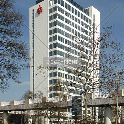 Sparkassen Informatik Hochhaus by Nephilim