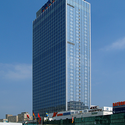 Park Inn Berlin Alexanderplatz by Cesar Serrano