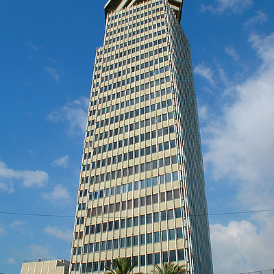 Edificio Colón by John Bek