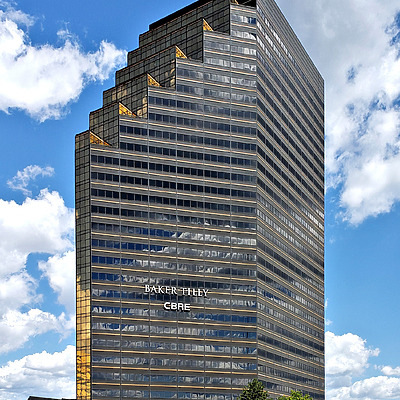 2000 Town Center by Ryan Hildebrand
