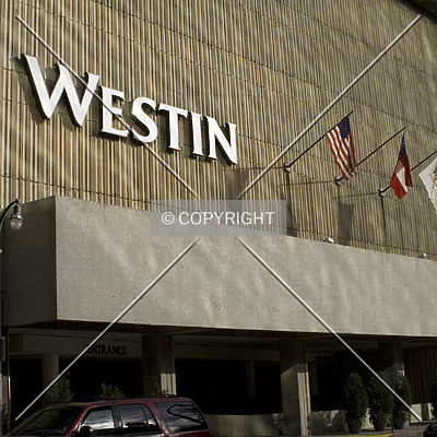Westin Peachtree Plaza by Martin Bugajski