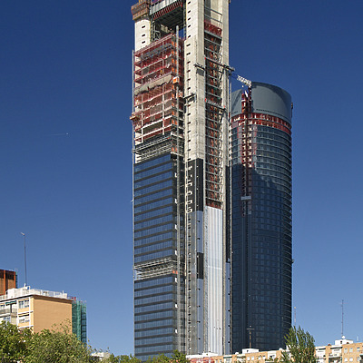 Torre Caja Madrid by Cesar Serrano