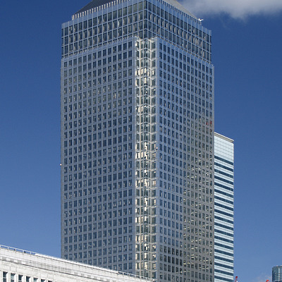 One Canada Square by Cesar Serrano