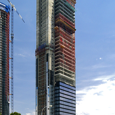 Torre Caja Madrid by Cesar Serrano