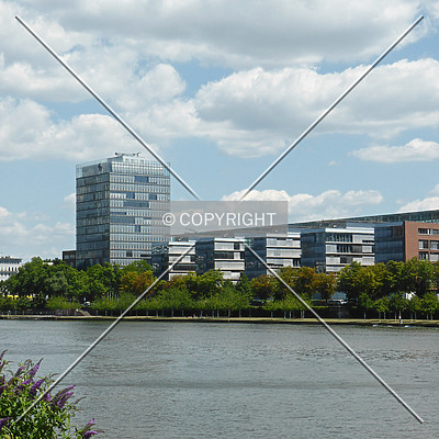 Allianz-Kai by Nephilim