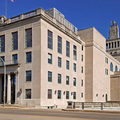 Veterans Memorial Building by Ryan Hildebrand