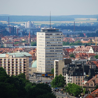 Plärrer-Hochhaus by Huopa
