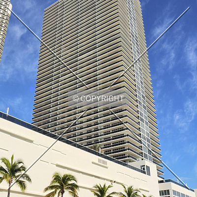 The Beach Club Tower 2 by Jorge Molina