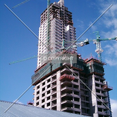 Torre del Parque by Maximiliano Buono